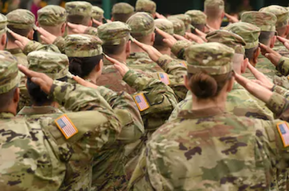 saluting soldiers